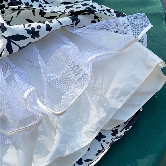 NWT Classic Occasion/Holiday Dress - Picture 4 of 5